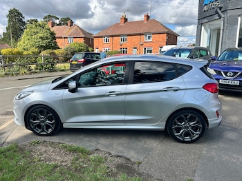 Used Ford Fiesta 2018 for sale - 75871589: Photo