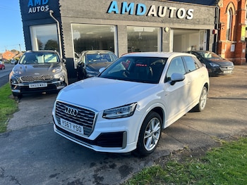 Audi - Q2
