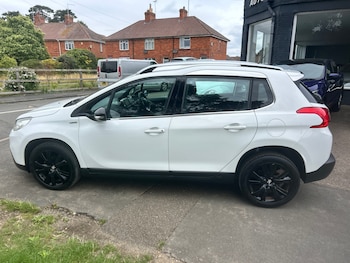 Used Peugeot 2008 2015 for sale - 75396765: Photo