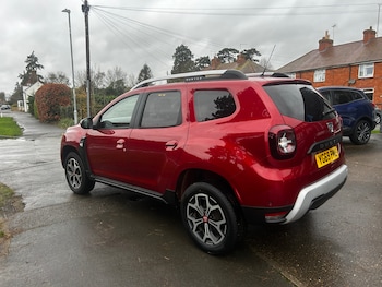 Used Dacia Duster 2019 for sale - 76817595: Photo