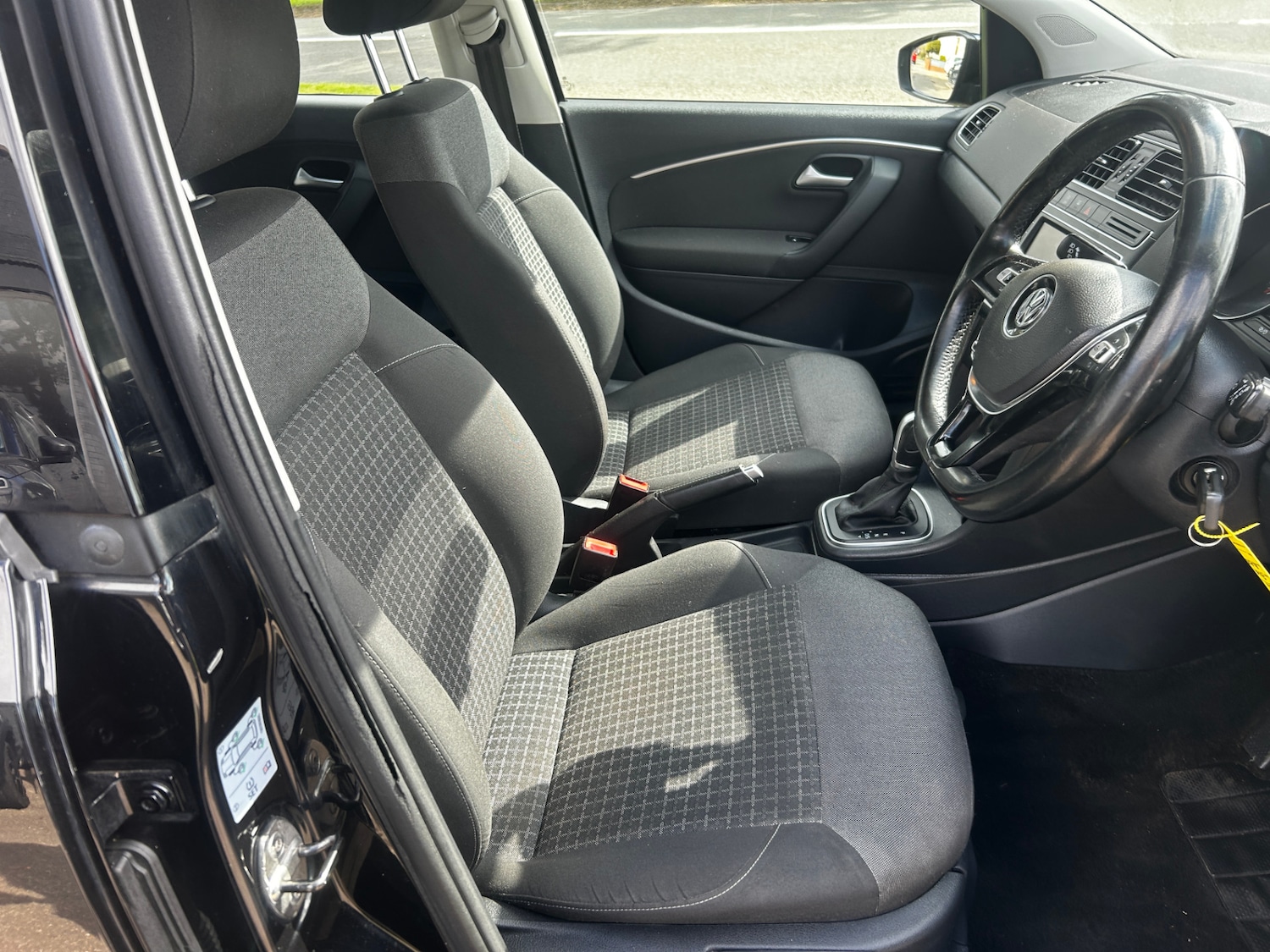 Used Volkswagen Polo 2015 for sale - 78089500: Photo 10