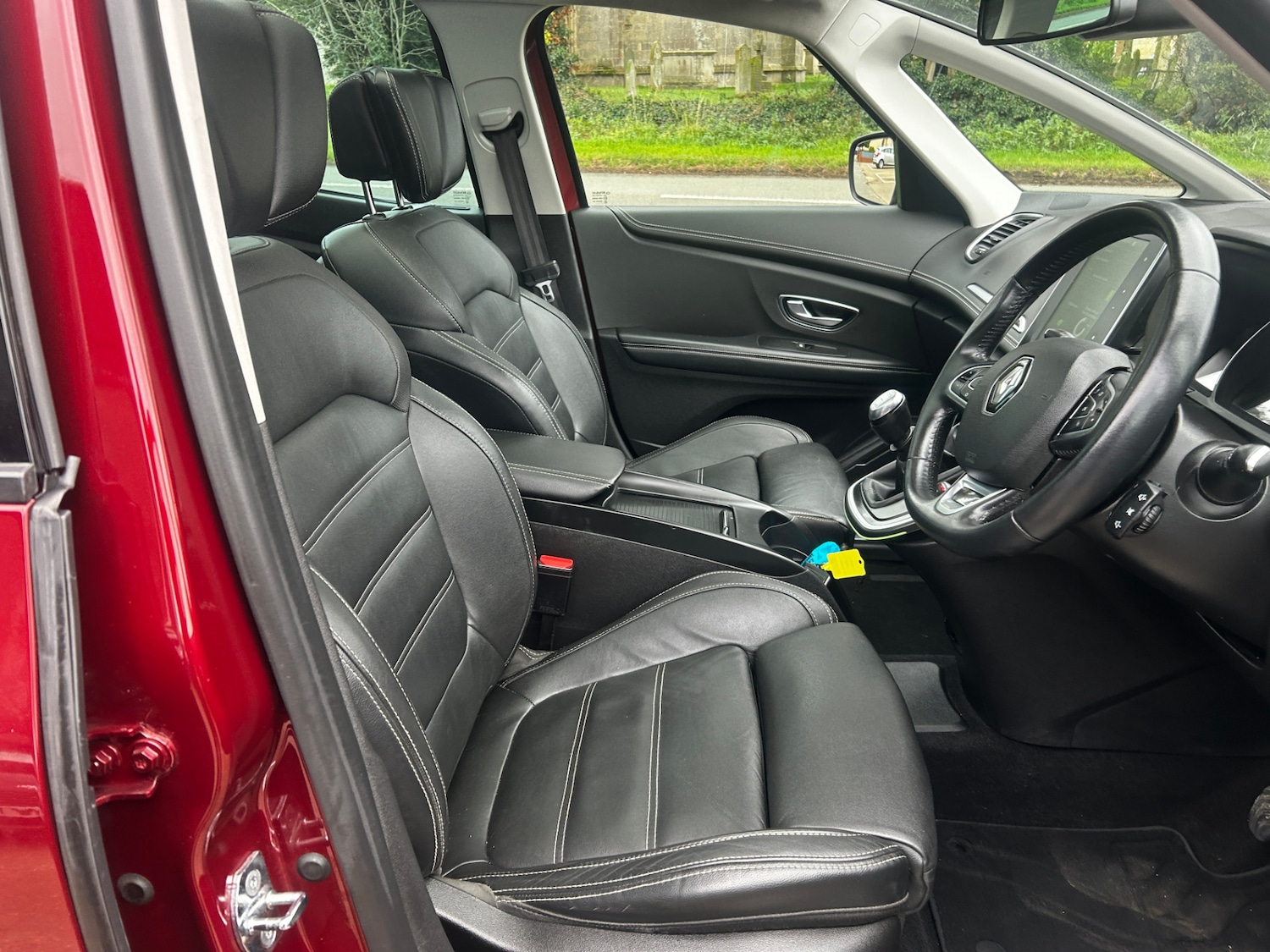 Used Renault Grand Scenic 2017 for sale - 76637863: Photo 13