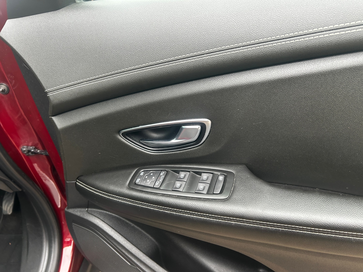 Used Renault Grand Scenic 2017 for sale - 76637863: Photo 16