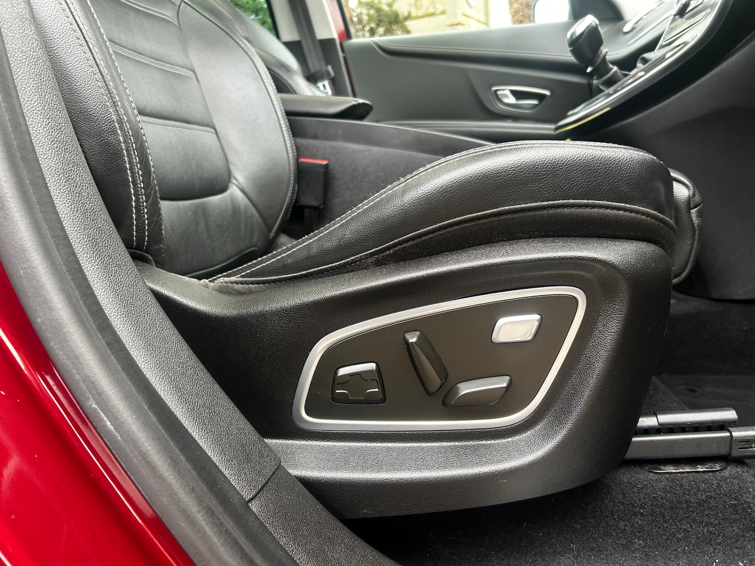 Used Renault Grand Scenic 2017 for sale - 76637863: Photo 17