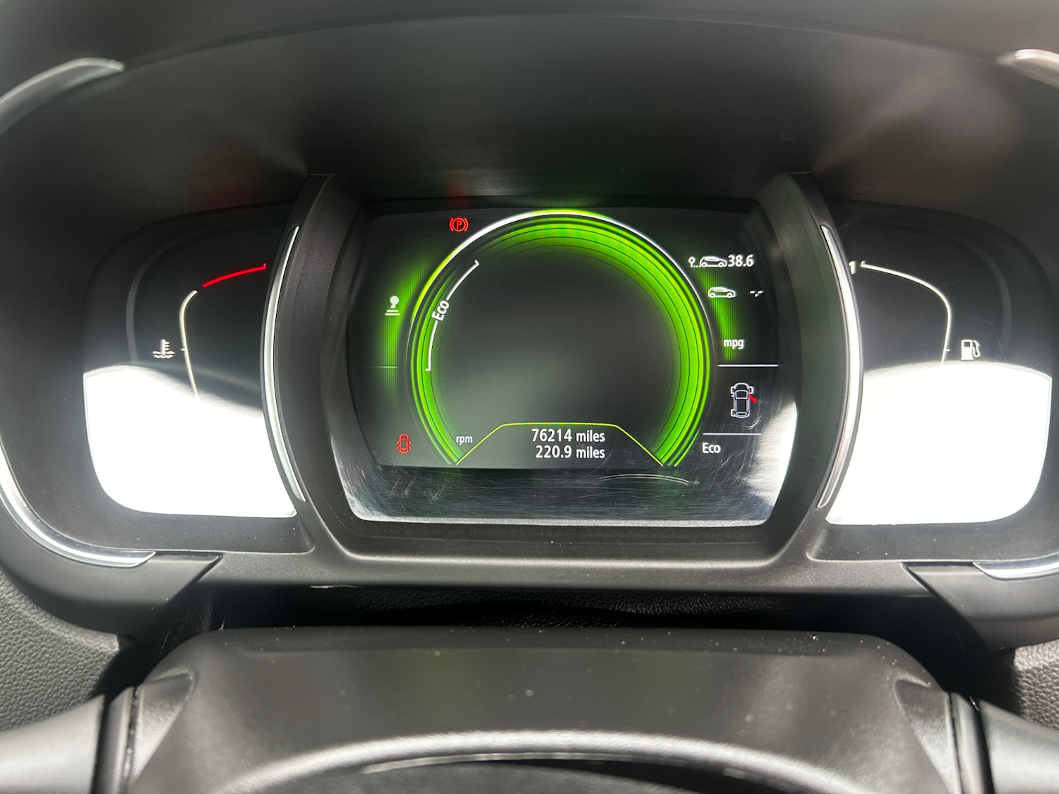 Used Renault Grand Scenic 2017 for sale - 76637863: Photo 19