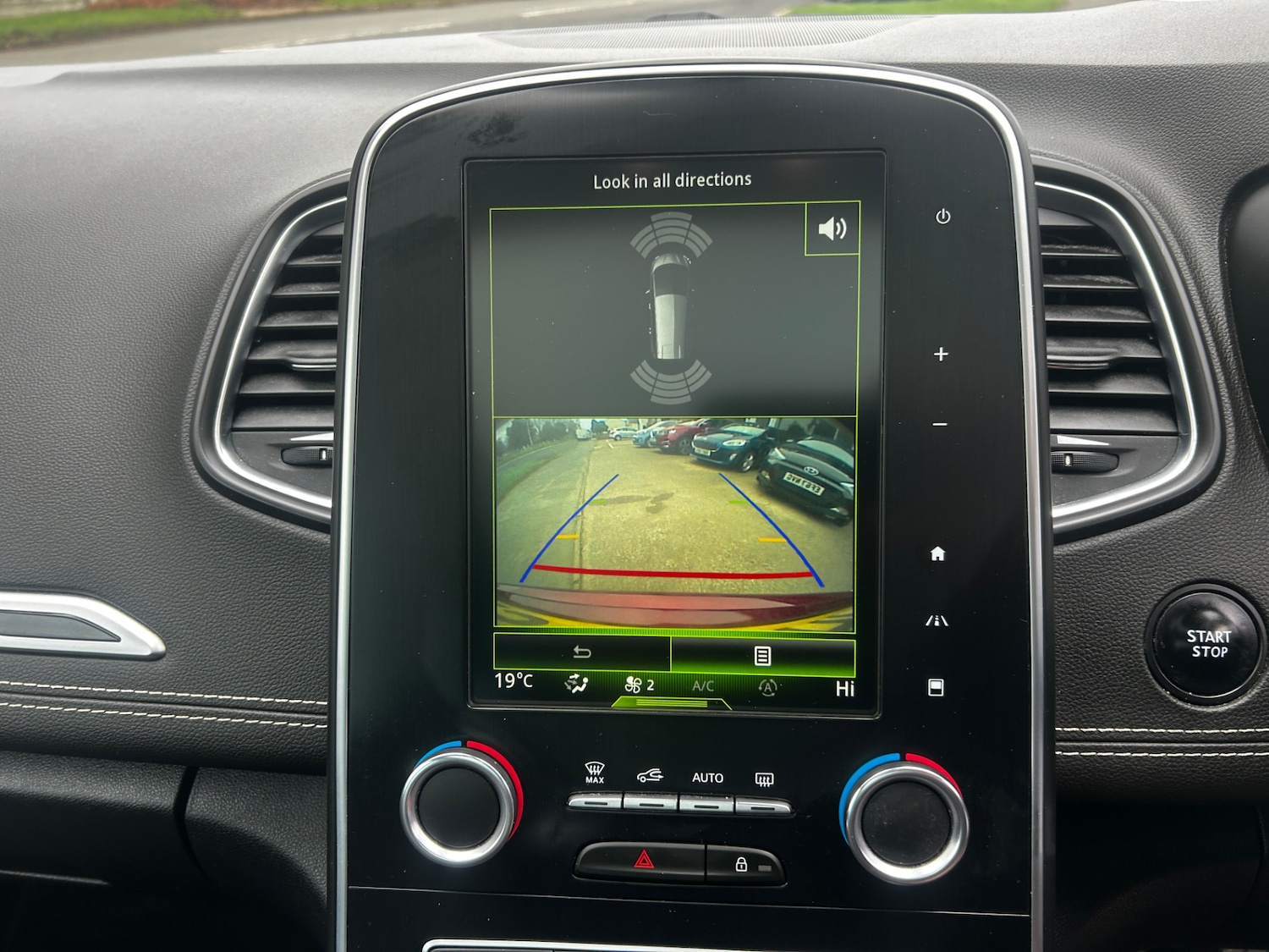 Used Renault Grand Scenic 2017 for sale - 76637863: Photo 23