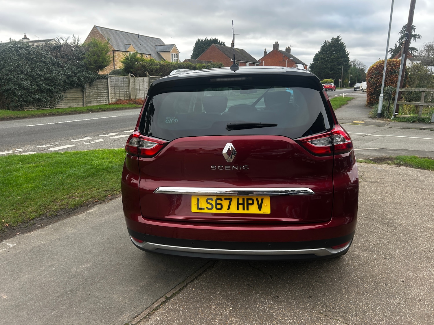 Used Renault Grand Scenic 2017 for sale - 76637863: Photo 4