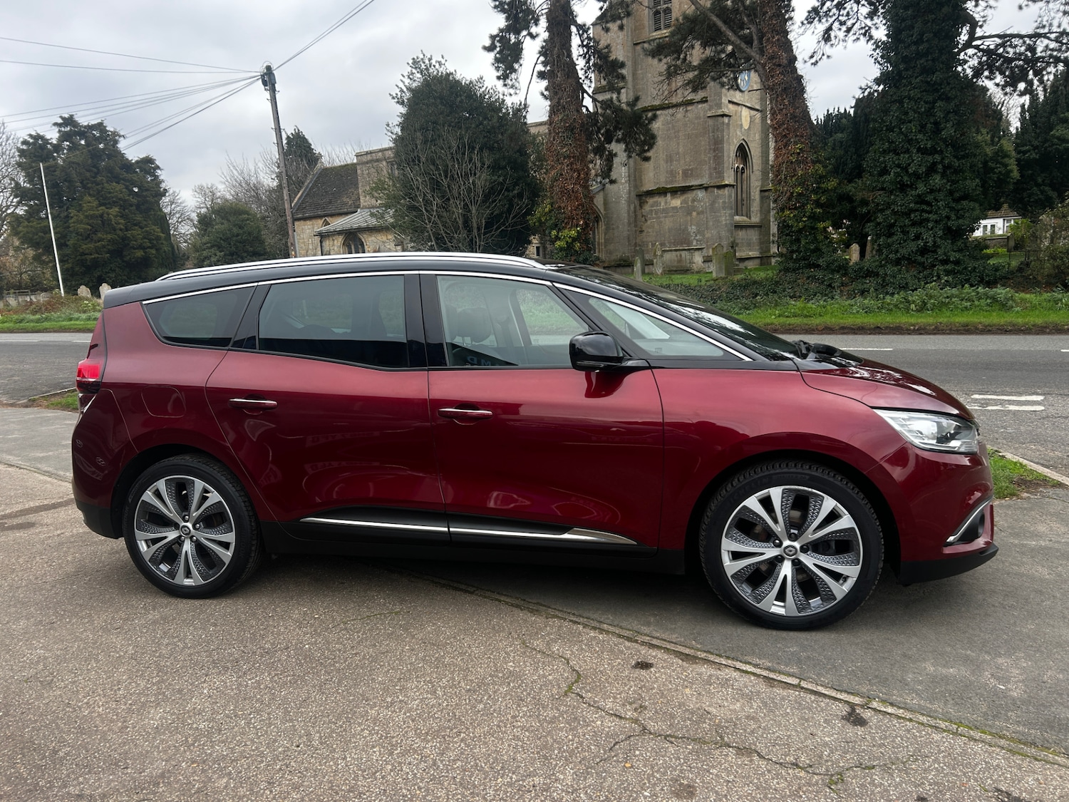 Used Renault Grand Scenic 2017 for sale - 76637863: Photo 6