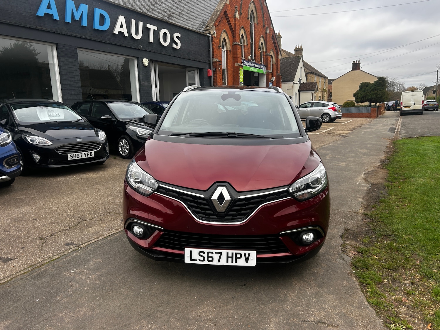 Used Renault Grand Scenic 2017 for sale - 76637863: Photo 8
