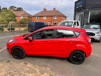 Used Ford Fiesta 2013 for sale - 79417870: Photo