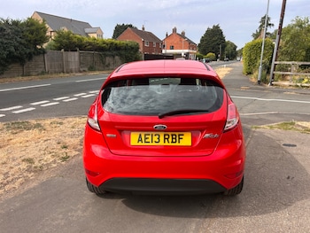 Used Ford Fiesta 2013 for sale - 79417870: Photo