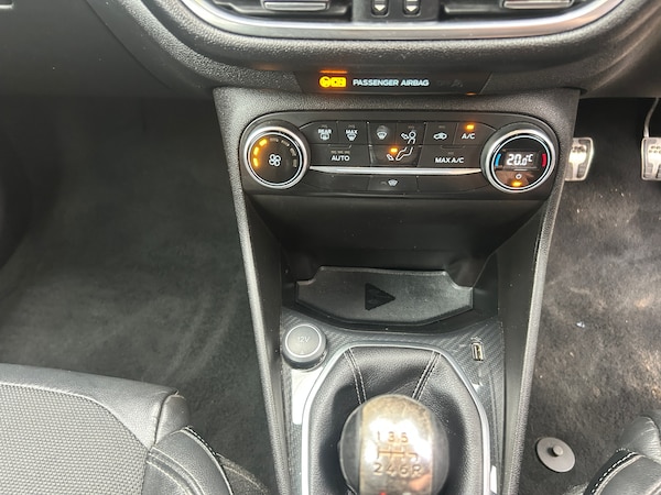 Used Ford Fiesta 2018 for sale - 76301185: Photo 16