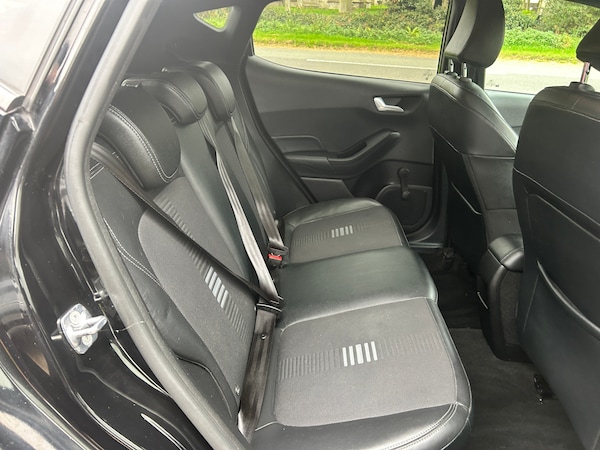 Used Ford Fiesta 2018 for sale - 76301185: Photo 9