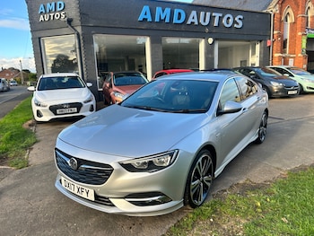 2017 (17) - 2.0 Turbo D SRi Vx-line Nav 5dr