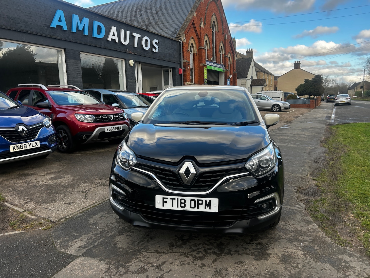 Used Renault Captur for sale - 77701700: Photo 8