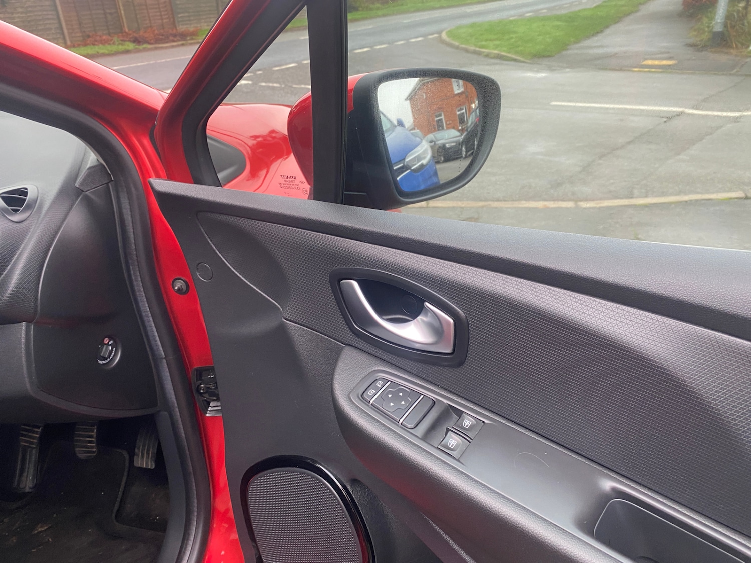 Used Renault Clio 2017 for sale - 76984210: Photo 12