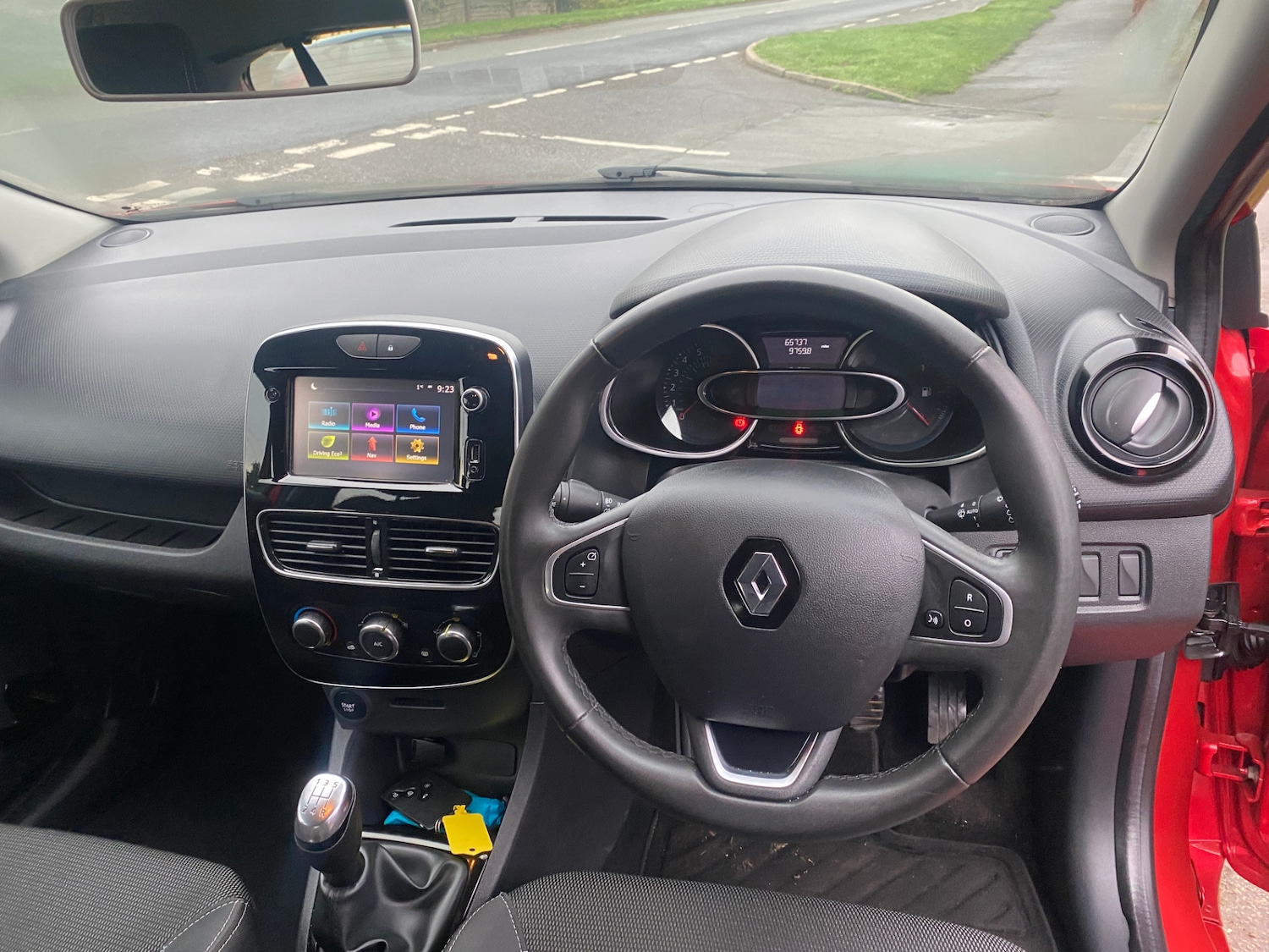 Used Renault Clio 2017 for sale - 76984210: Photo 13