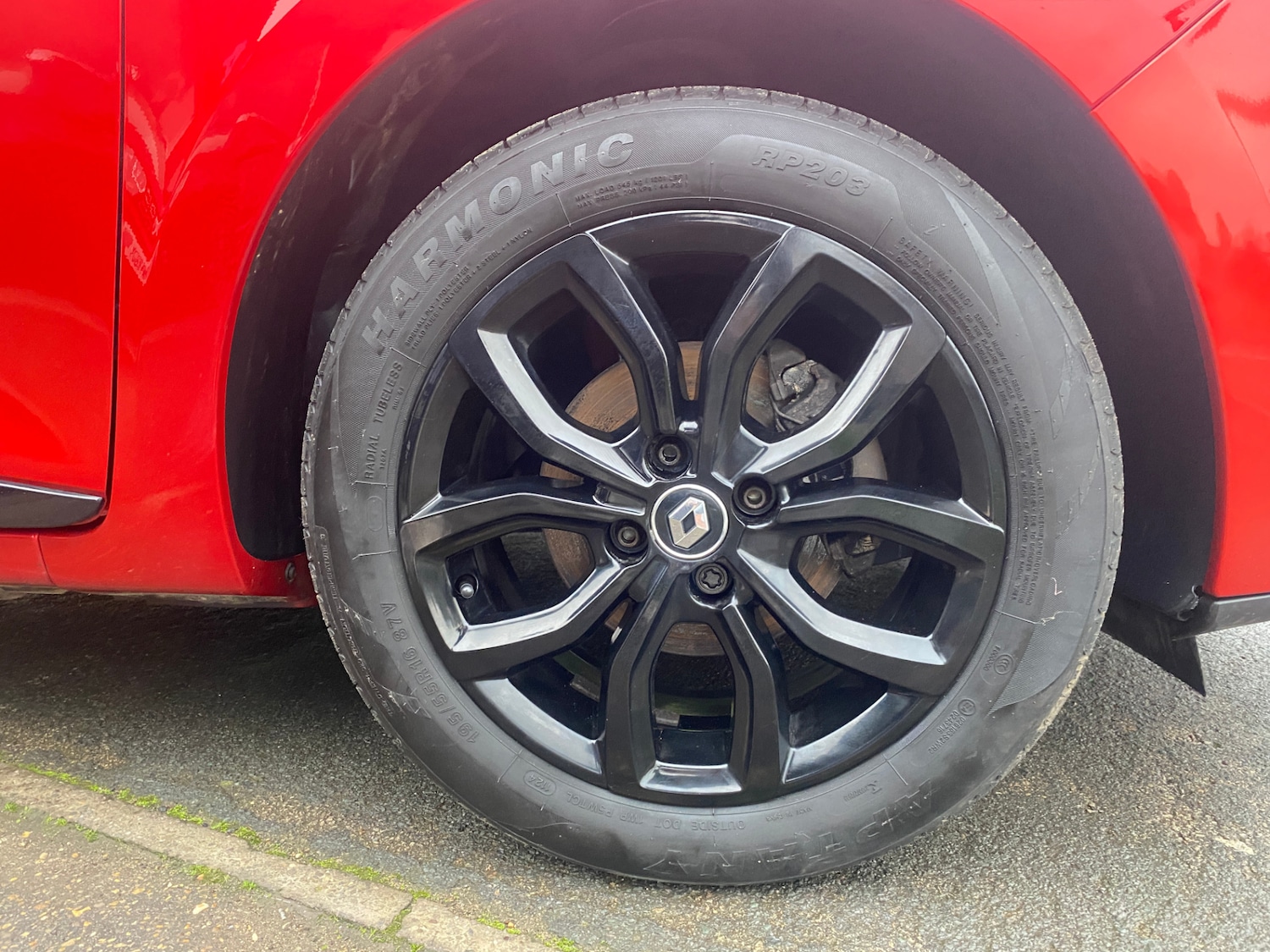 Used Renault Clio 2017 for sale - 76984210: Photo 22