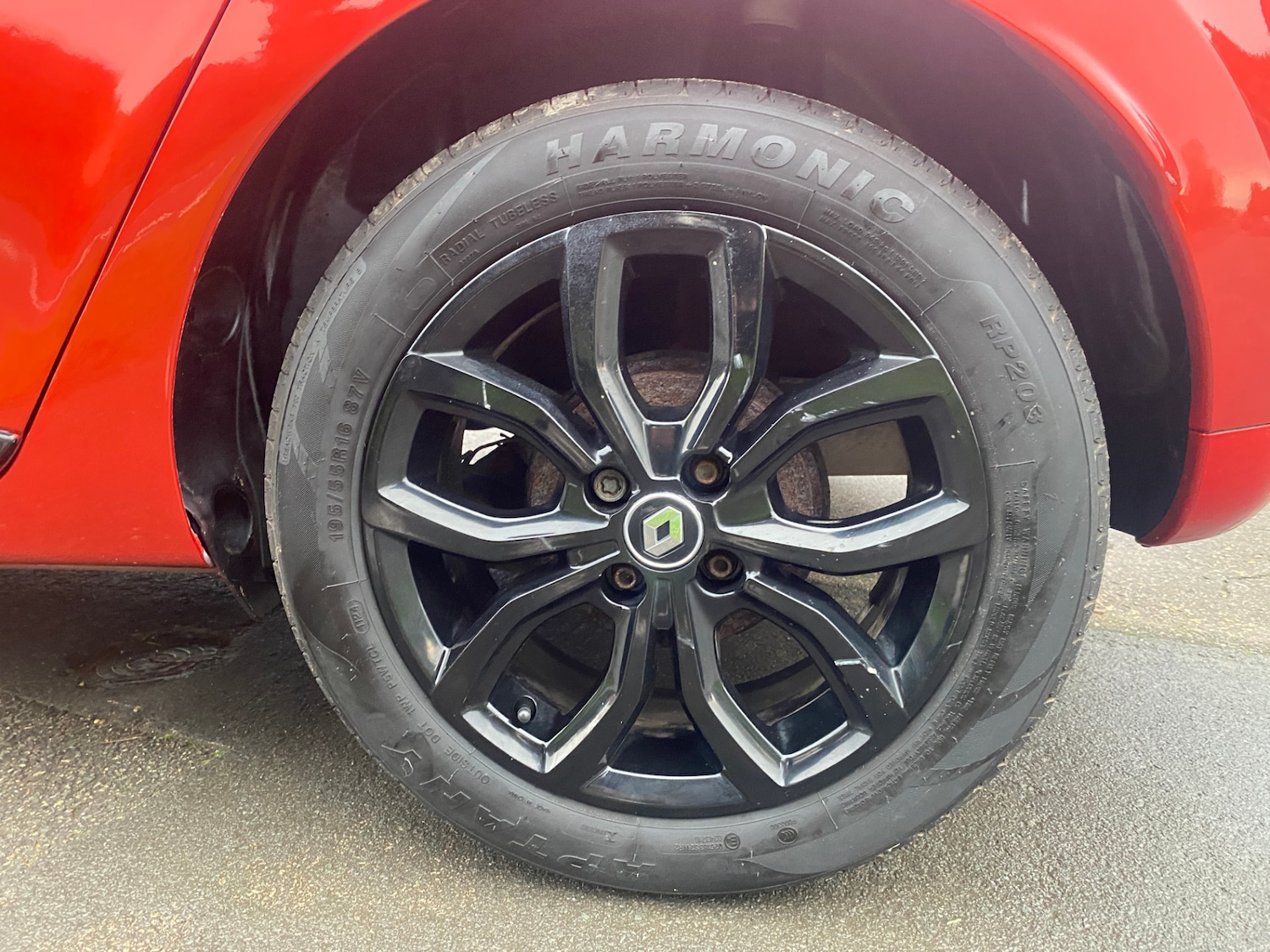 Used Renault Clio 2017 for sale - 76984210: Photo 24