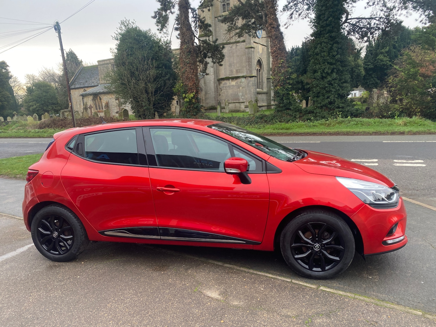 Used Renault Clio 2017 for sale - 76984210: Photo 6