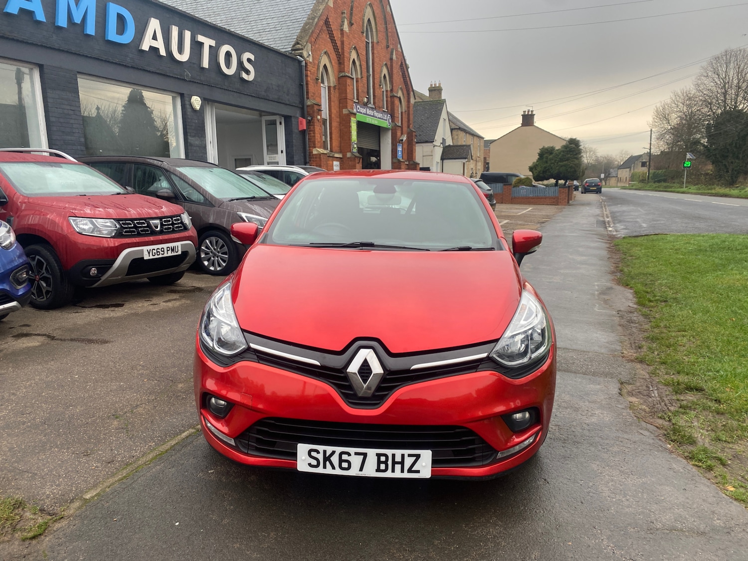 Used Renault Clio 2017 for sale - 76984210: Photo 8