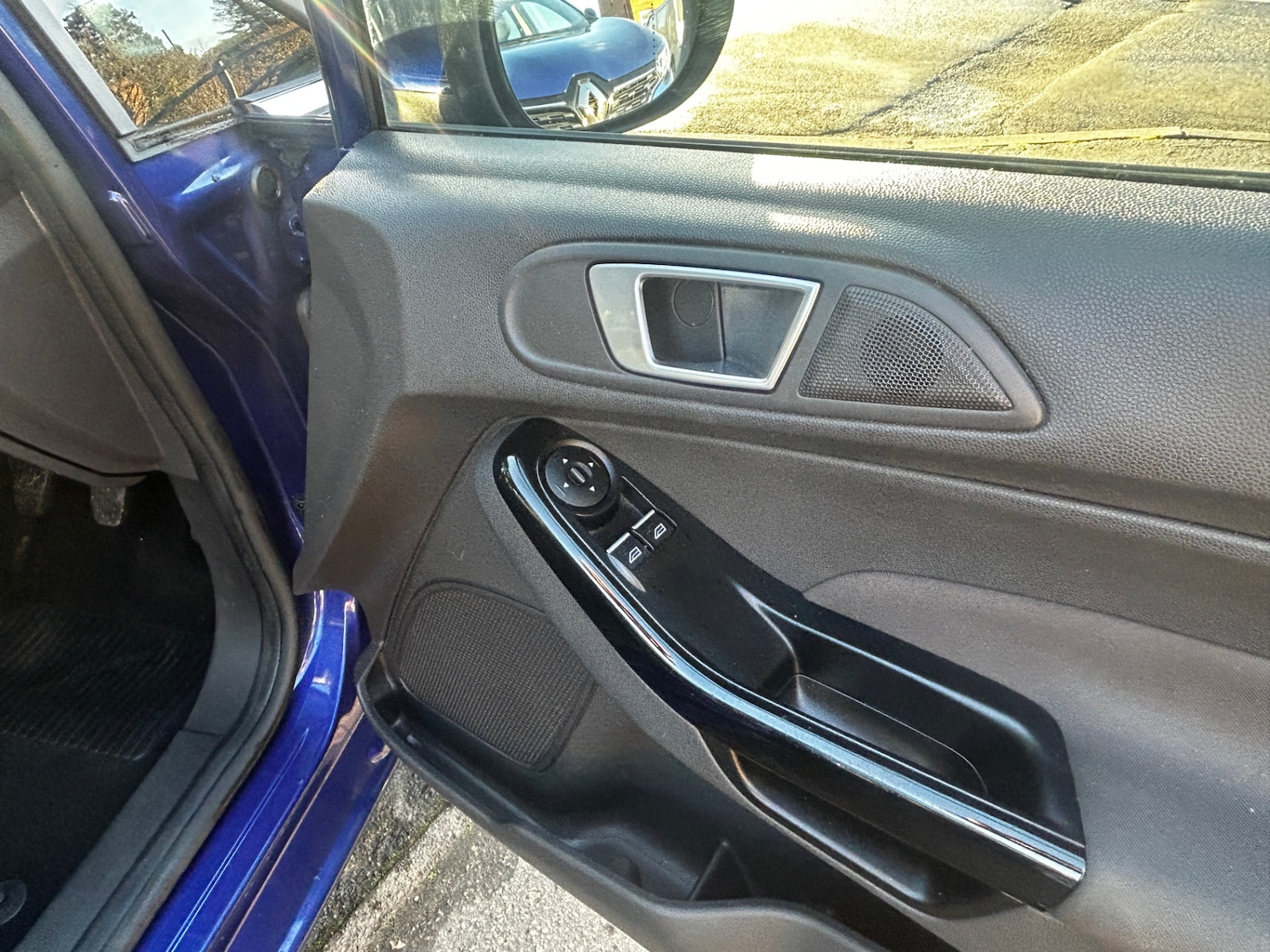 Used Ford Fiesta 2015 for sale - 77126429: Photo 12