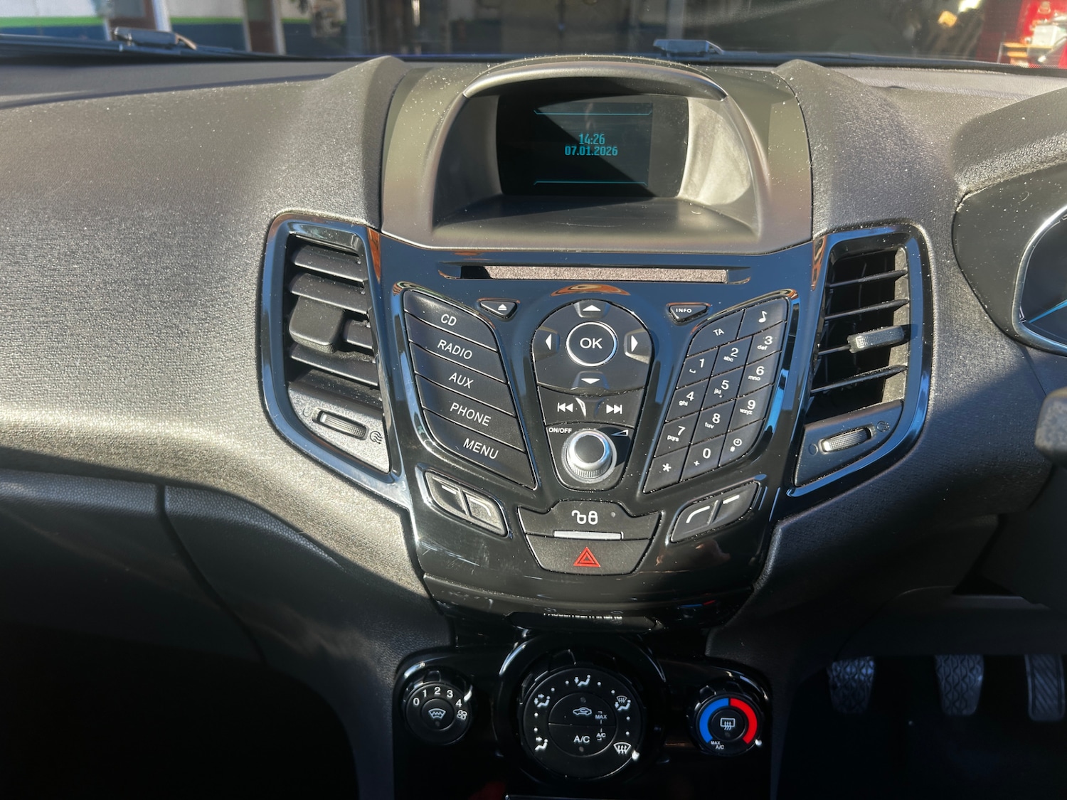 Used Ford Fiesta 2015 for sale - 77126429: Photo 15