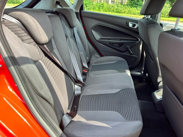 Used Ford Fiesta 2012 for sale - 74938180: Photo 9