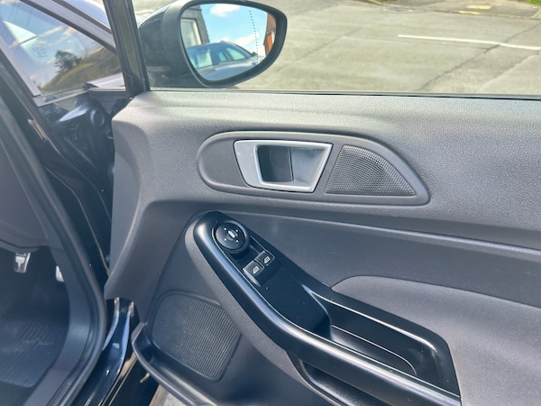 Used Ford Fiesta 2014 for sale - 74330304: Photo 12