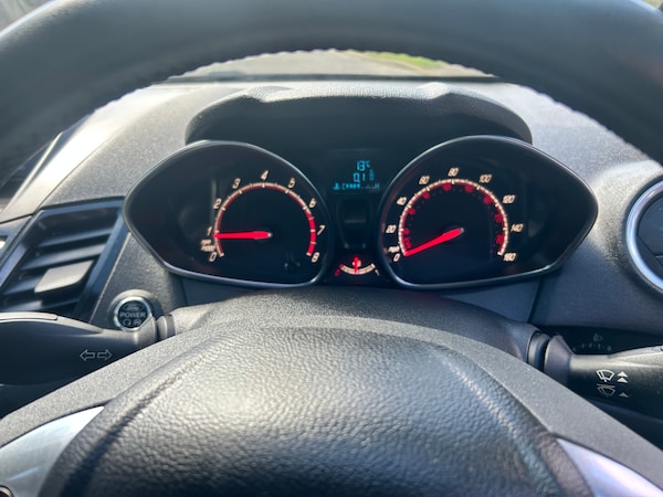 Used Ford Fiesta 2014 for sale - 74330304: Photo 14