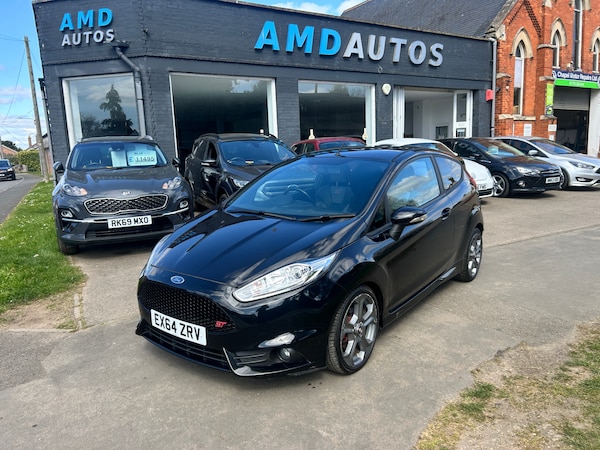Used Ford Fiesta 2014 for sale - 74330304: Photo 1