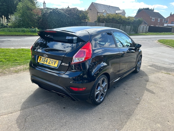 Used Ford Fiesta 2014 for sale - 74330304: Photo 5