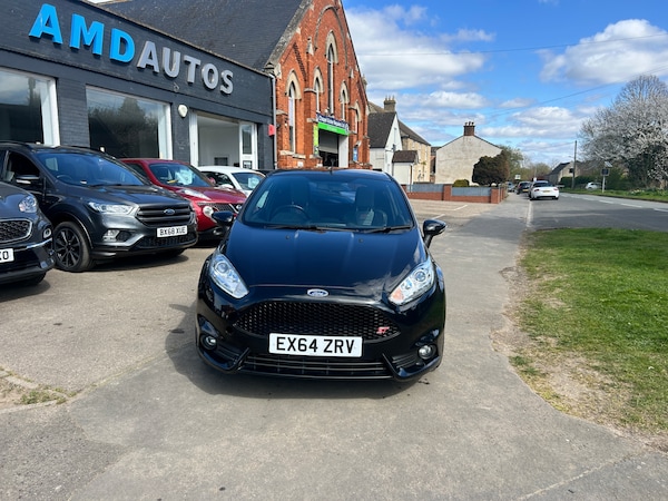 Used Ford Fiesta 2014 for sale - 74330304: Photo 8