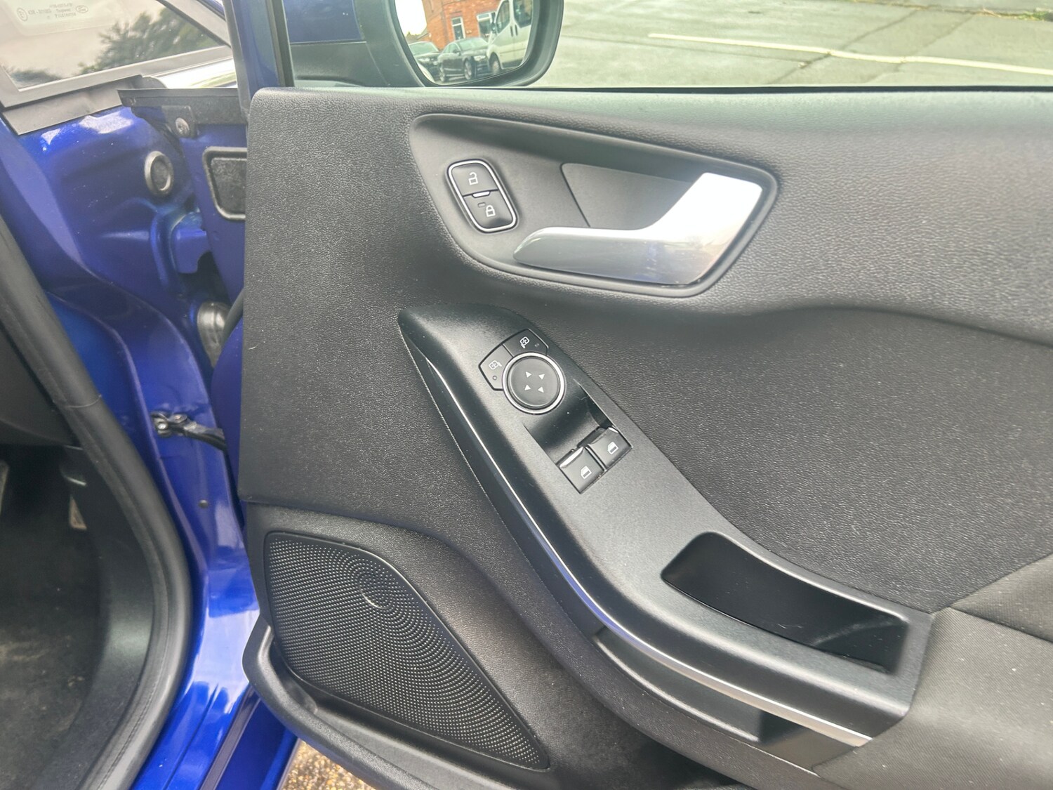 Used Ford Fiesta 2017 for sale - 75434351: Photo 13
