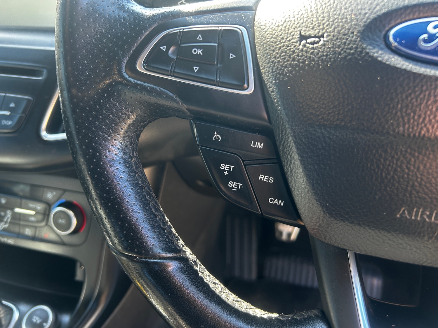 Used Ford Focus 2015 for sale - 78026881: Photo 16