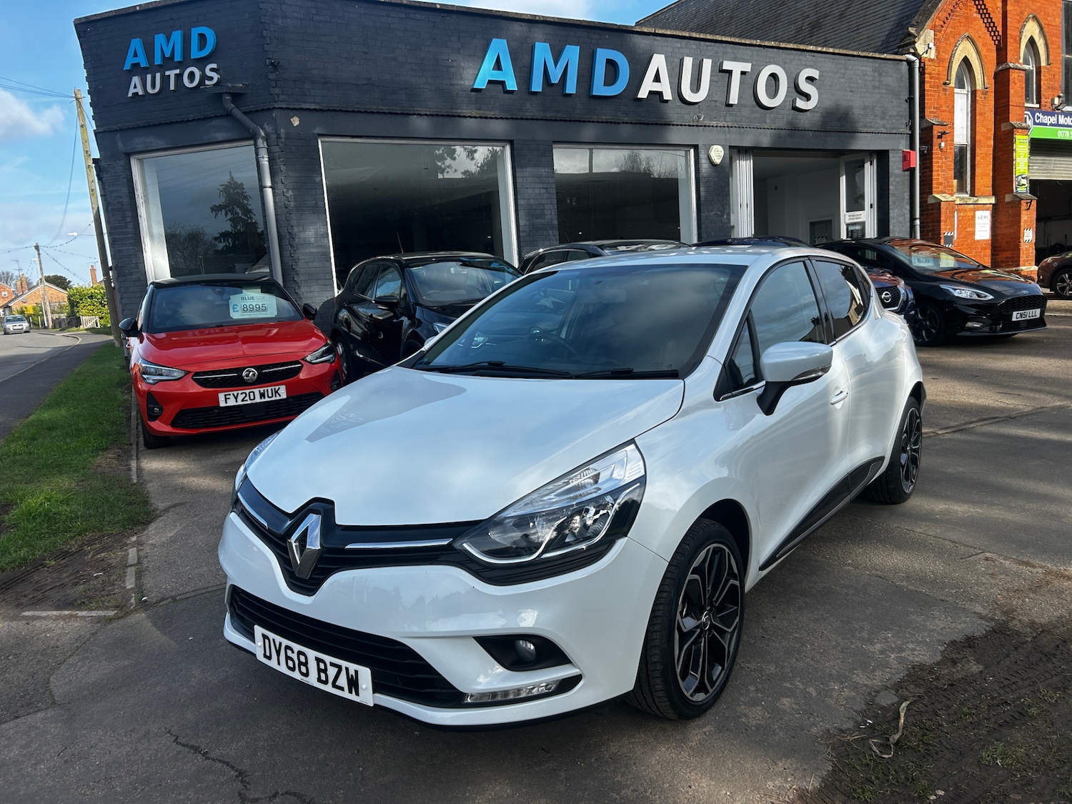 Used Renault Clio 2018 for sale - 77651520: Photo 1