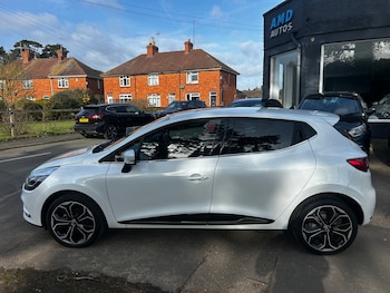 Used Renault Clio 2018 for sale - 77651520: Photo