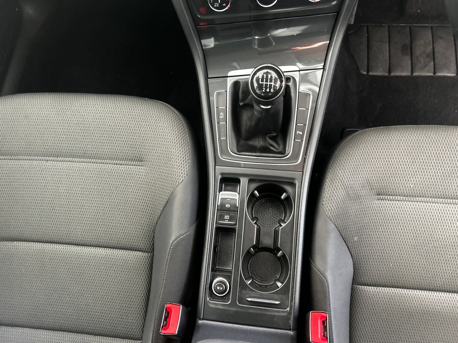 Used Volkswagen Golf 2019 for sale - 76718784: Photo 14