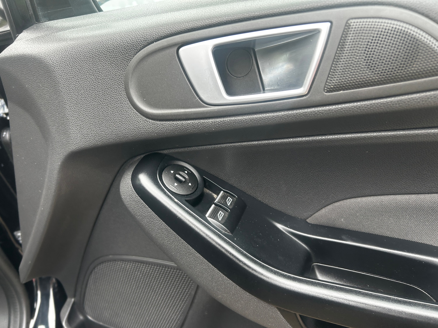 Used Ford Fiesta 2016 for sale - 78025525: Photo 12