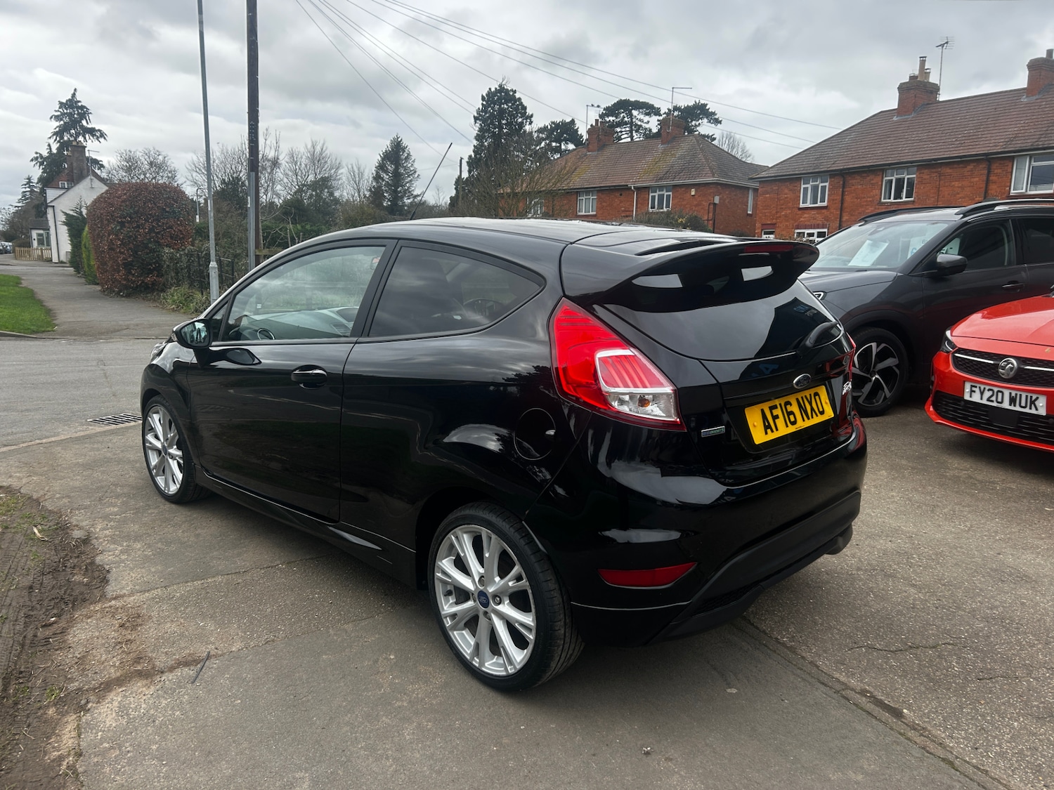 Used Ford Fiesta 2016 for sale - 78025525: Photo 3