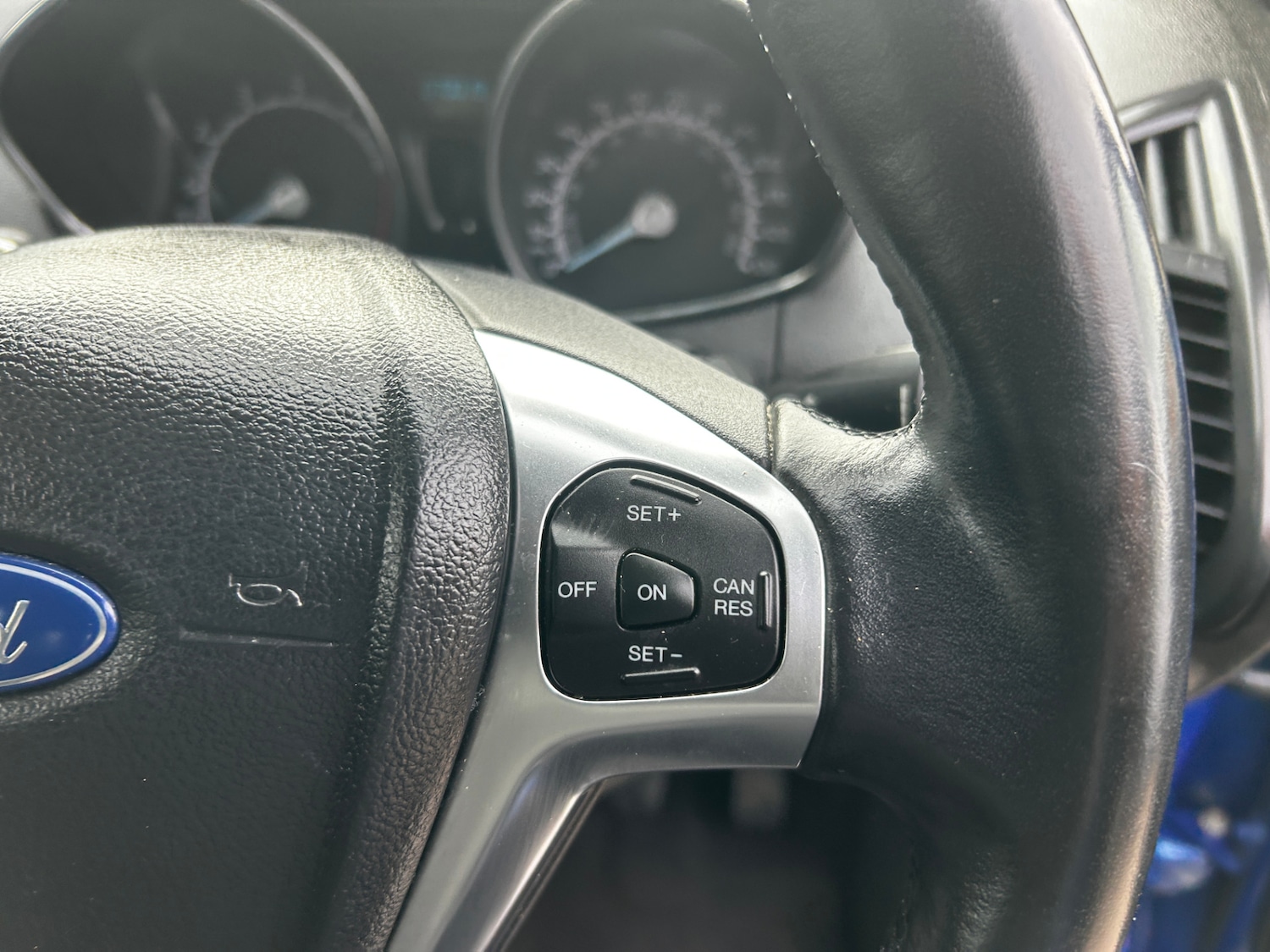 Used Ford Ecosport 2015 for sale - 77873618: Photo 19