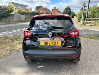 Used Renault Captur 2017 for sale - 75715619: Photo