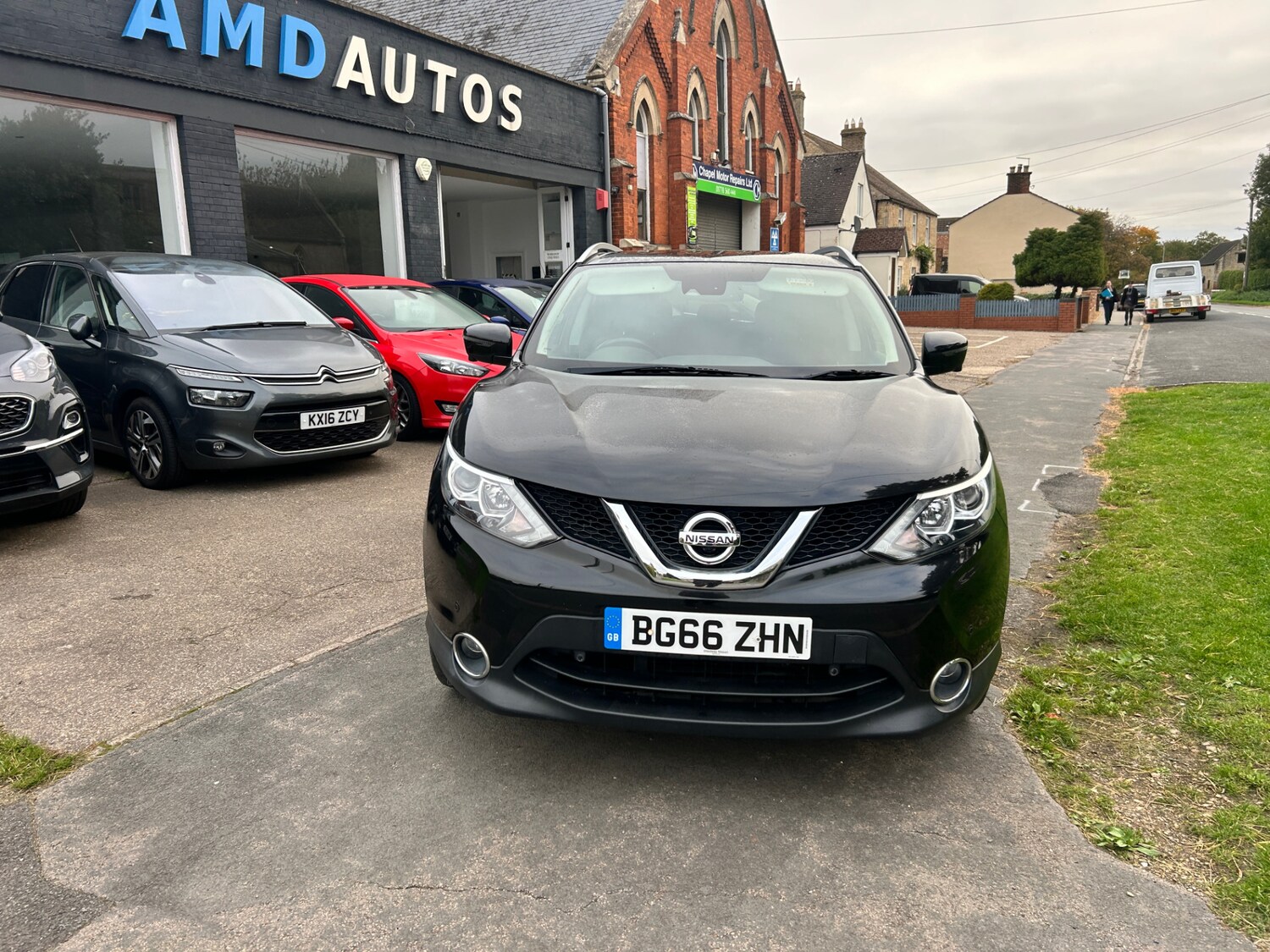 Used Nissan Qashqai 2016 for sale - 76192131: Photo 8