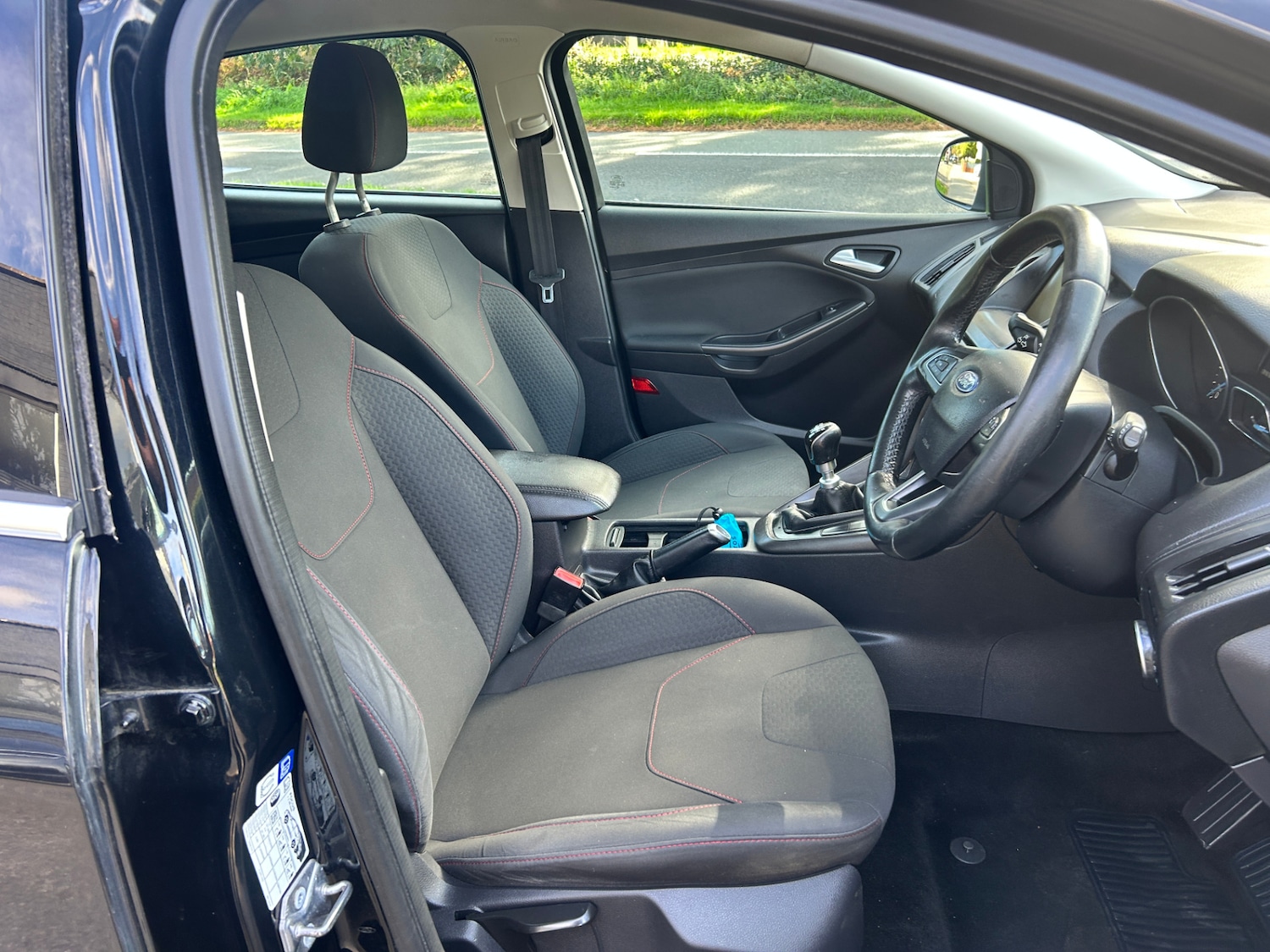 Used Ford Focus 2015 for sale - 76116670: Photo 10