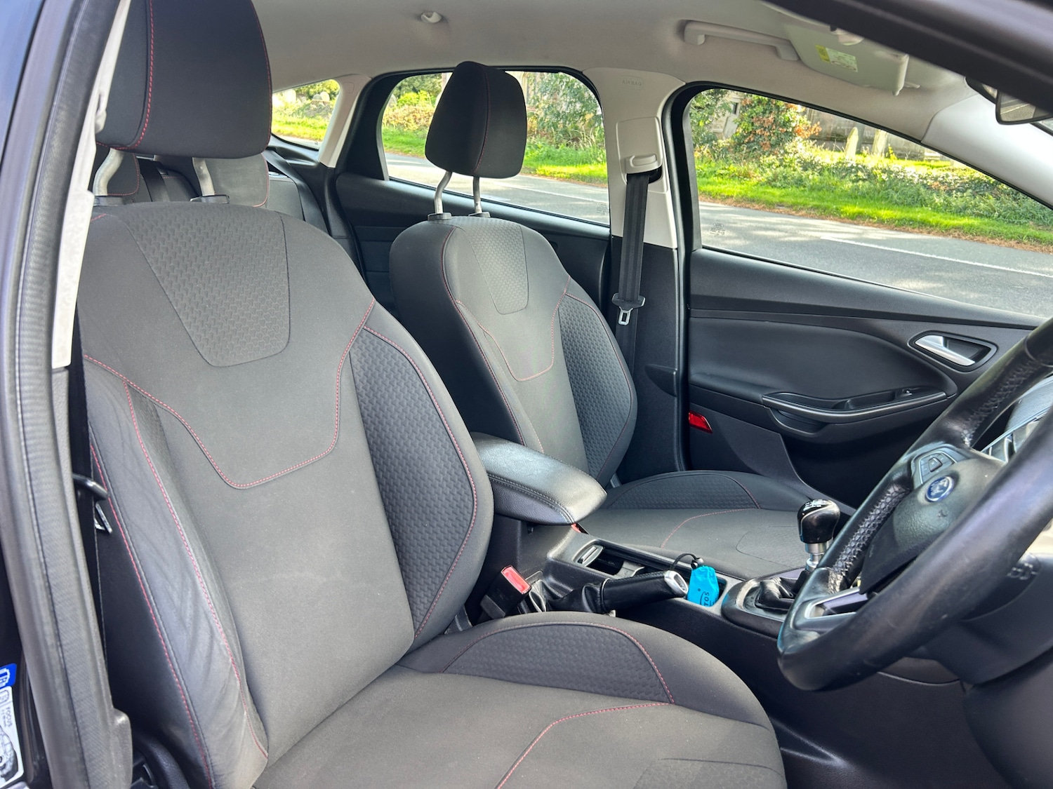 Used Ford Focus 2015 for sale - 76116670: Photo 11