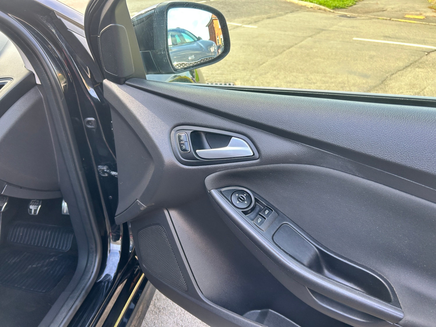 Used Ford Focus 2015 for sale - 76116670: Photo 12