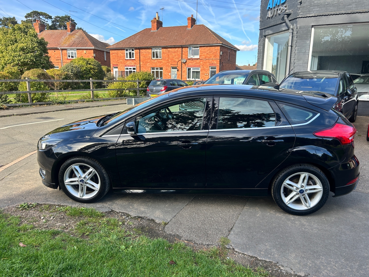 Used Ford Focus 2015 for sale - 76116670: Photo 2