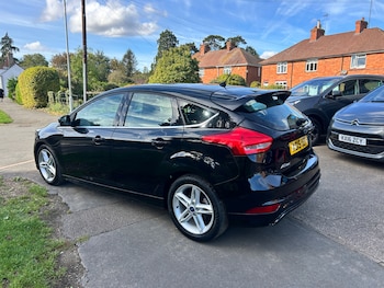 Used Ford Focus 2015 for sale - 76116670: Photo 3