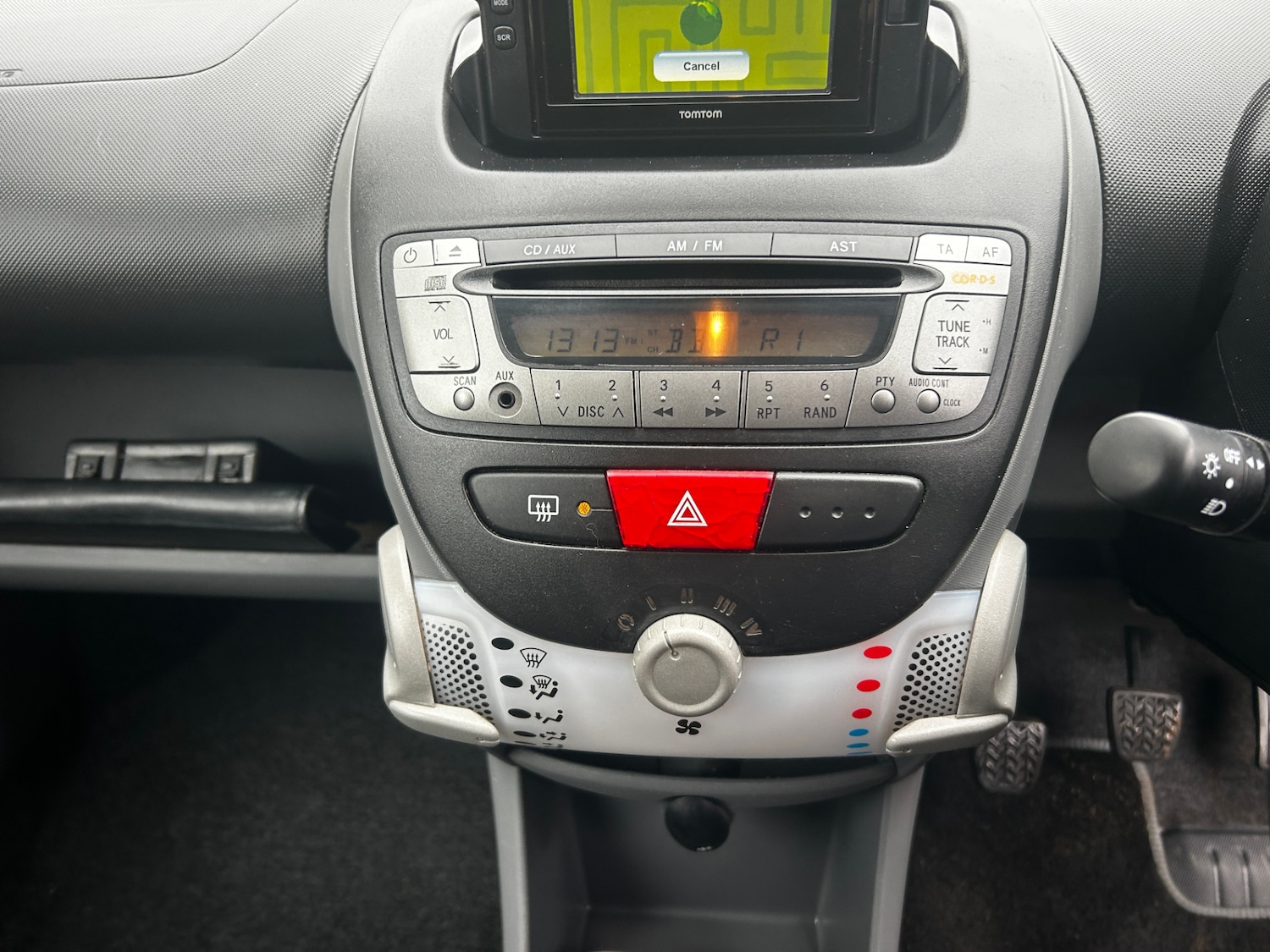 Used Toyota AYGO 2012 for sale - 77517783: Photo 15