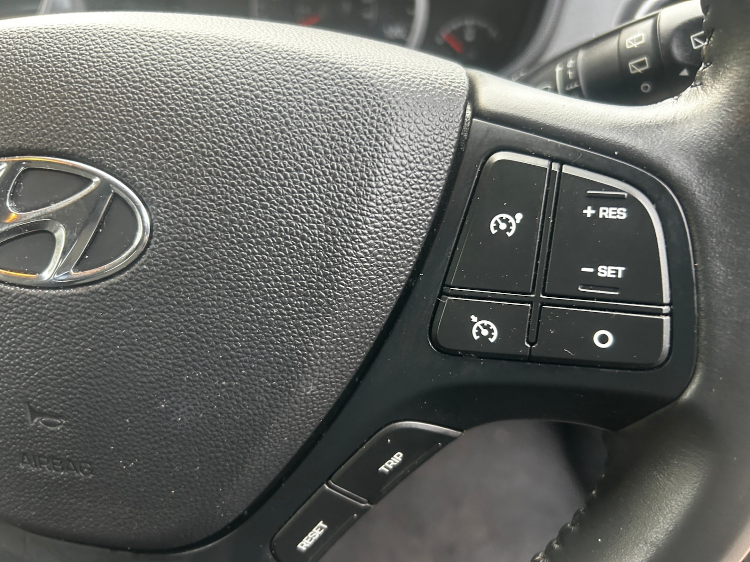 Used Hyundai i10 2019 for sale - 76983925: Photo 15